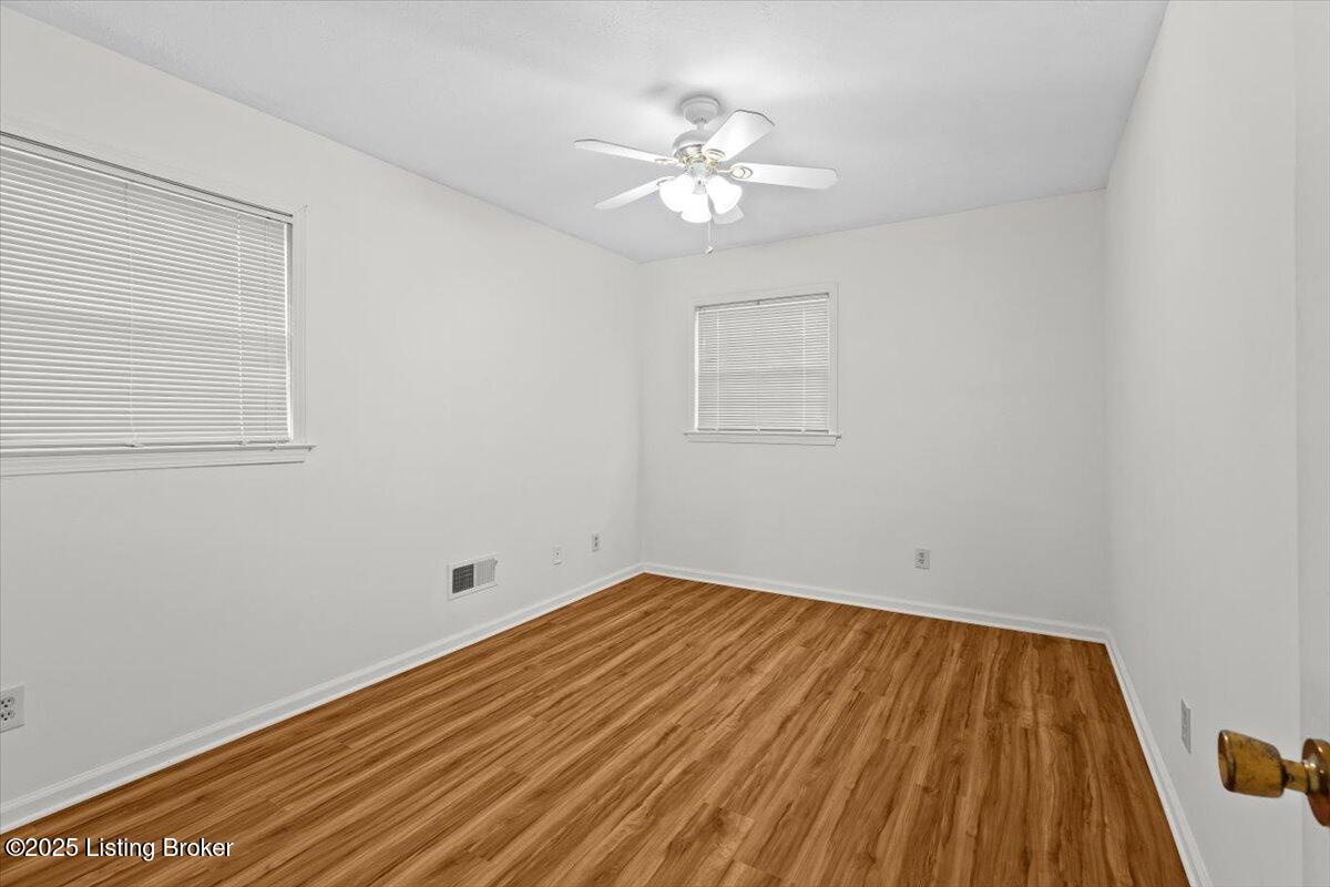 8408 Wimborne Way, Louisville, Kentucky image 13