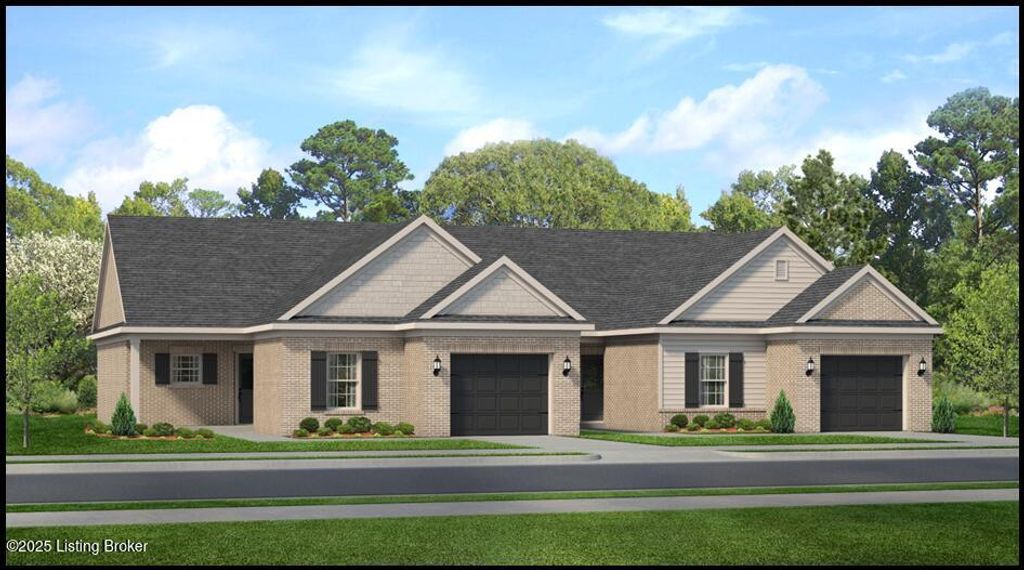 Photo of 6534 Blum Farm Ct, Louisville, KY 40291 (MLS # 1711093)