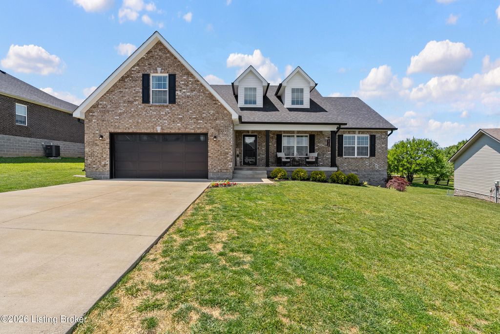 Photo of 123 Redwood Dr, Bardstown, KY 40004 (MLS # 1717618)