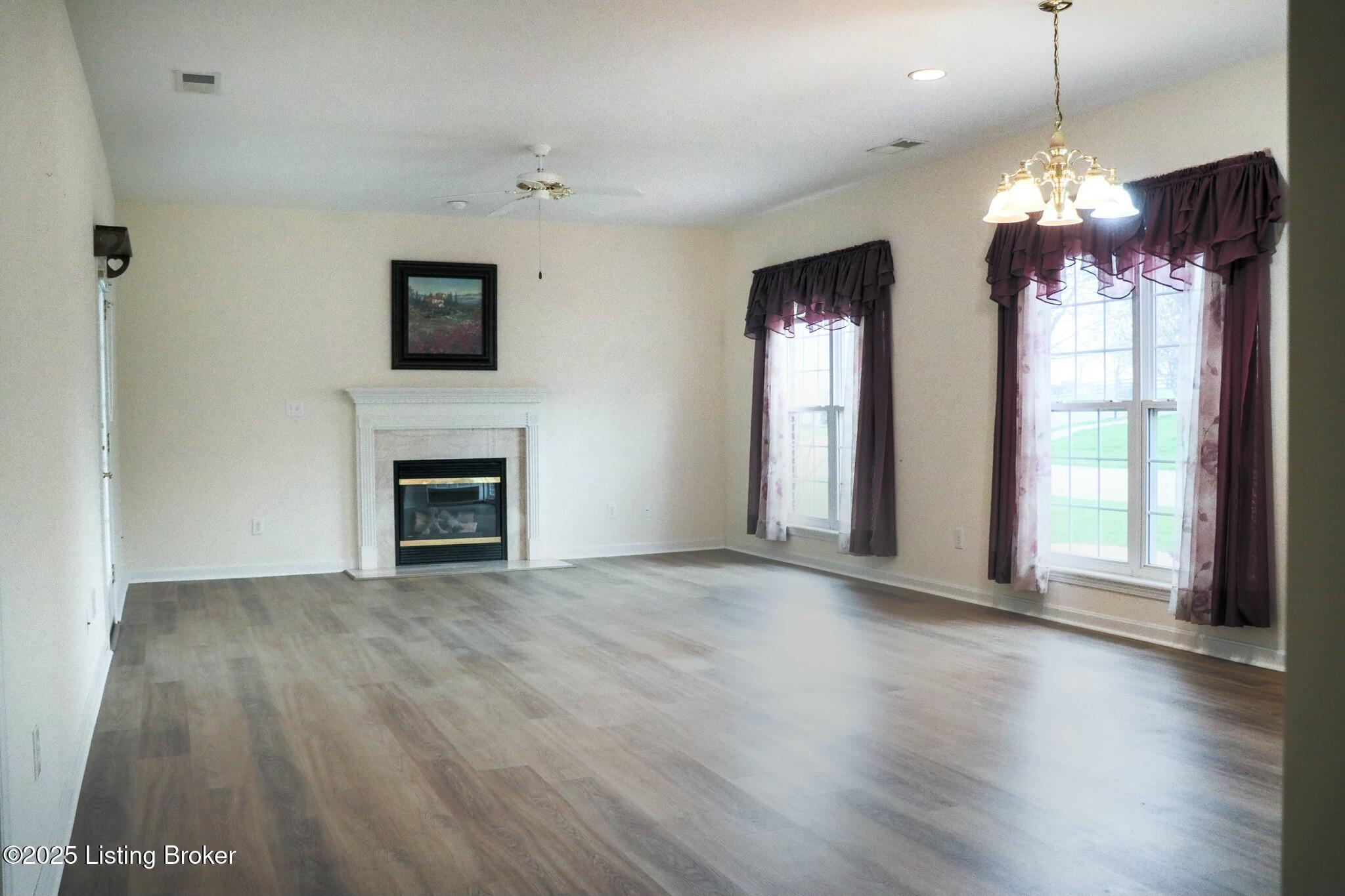 410 Turnberry Ln, Shelbyville, Kentucky image 10
