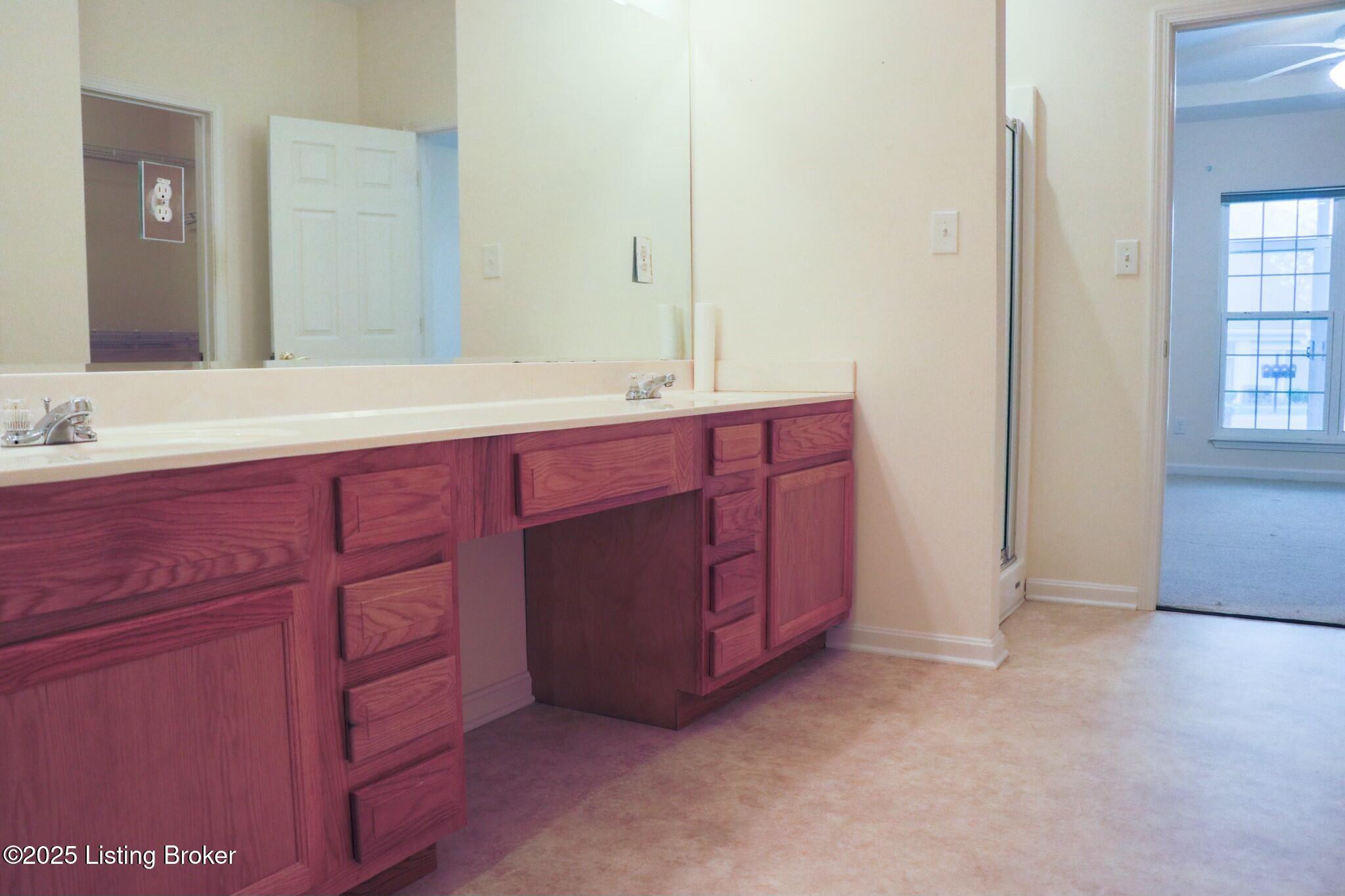 410 Turnberry Ln, Shelbyville, Kentucky image 17