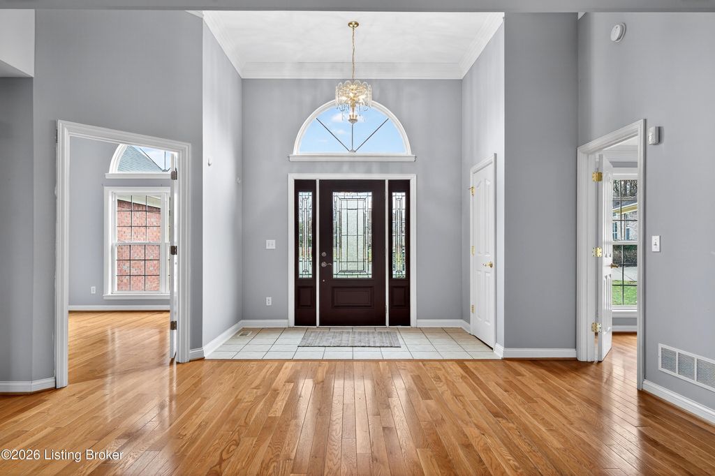 Photo of 12401 Tyler Woods Ct, Louisville, KY 40299 (MLS # 1706950)