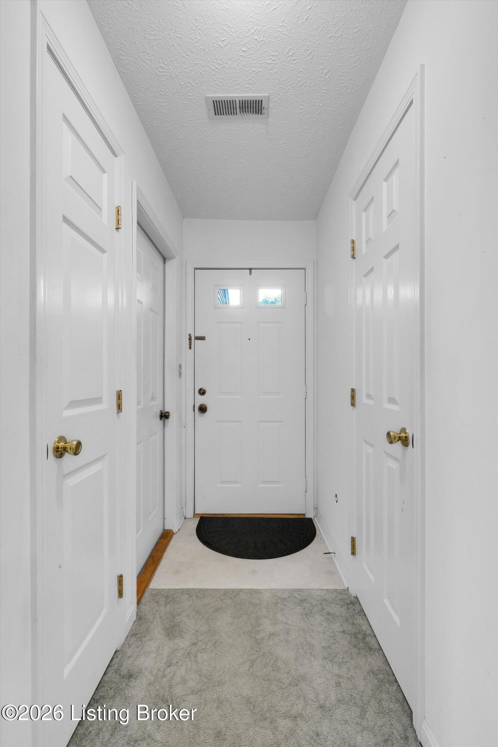 Photo of 185 Beechtree Ln, Mt Washington, KY 40047 (MLS # 1726698)