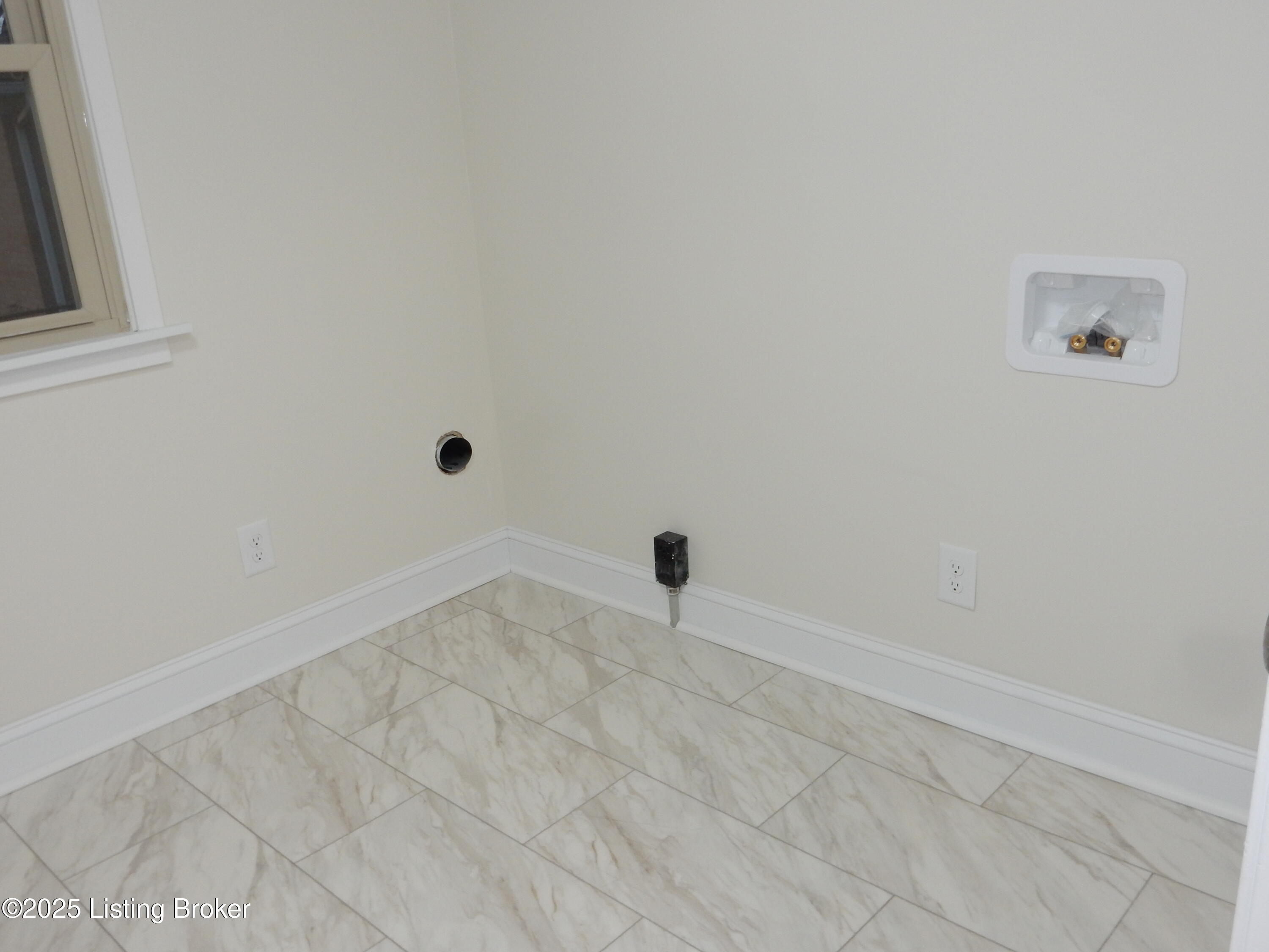 496 Jackie Way, Shepherdsville, Pennsylvania image 19