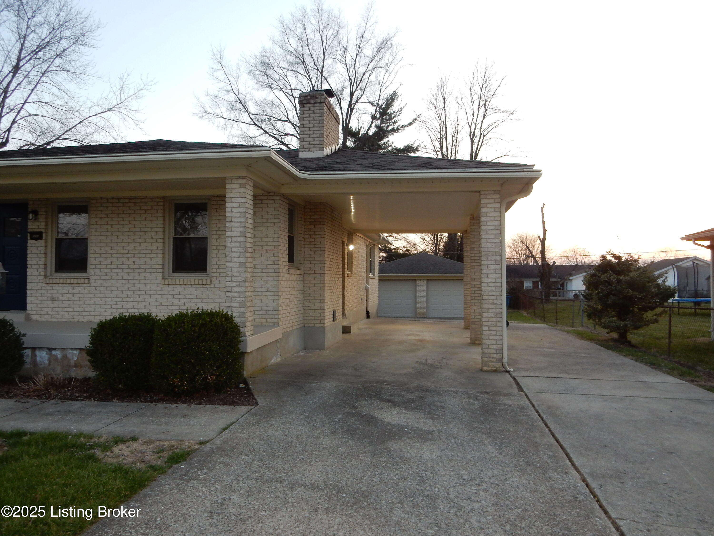 496 Jackie Way, Shepherdsville, Pennsylvania image 3