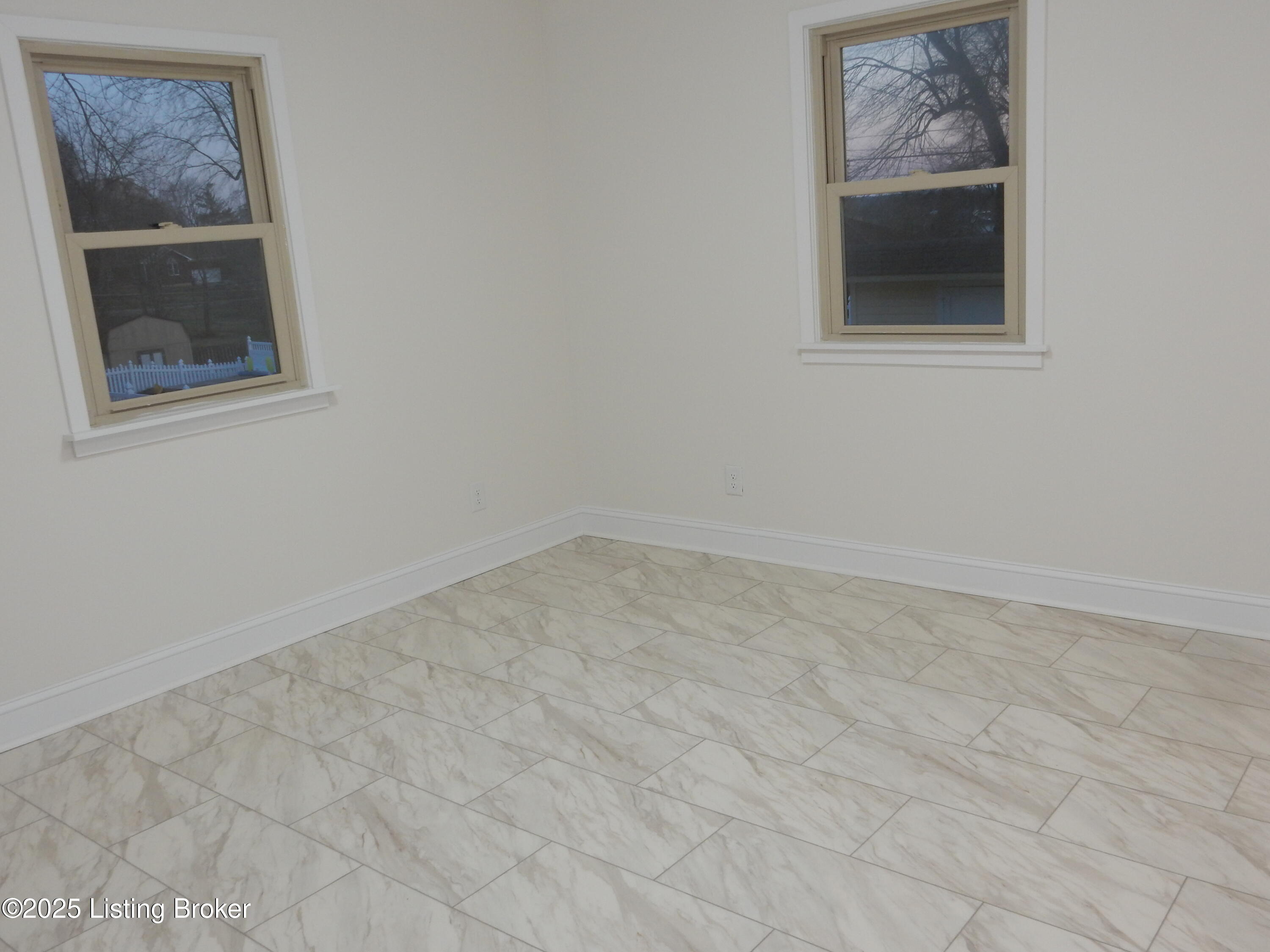 496 Jackie Way, Shepherdsville, Pennsylvania image 17
