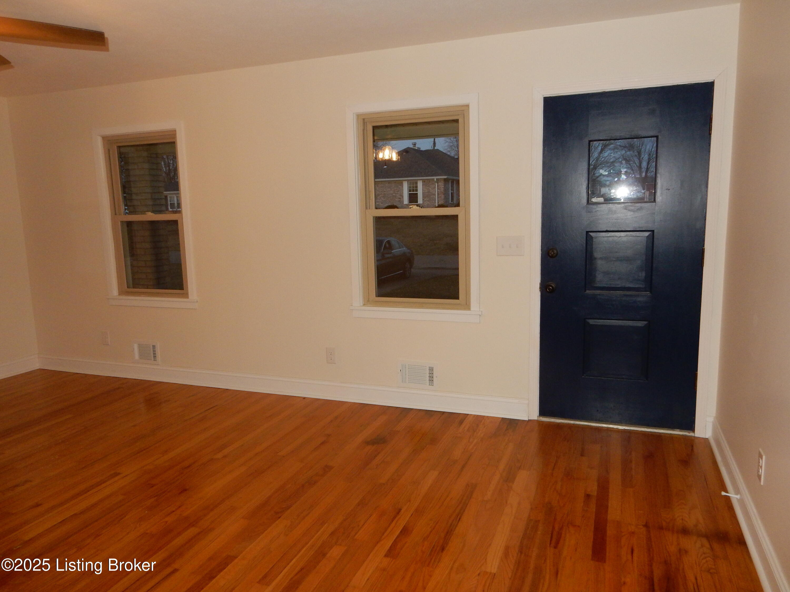 496 Jackie Way, Shepherdsville, Pennsylvania image 8