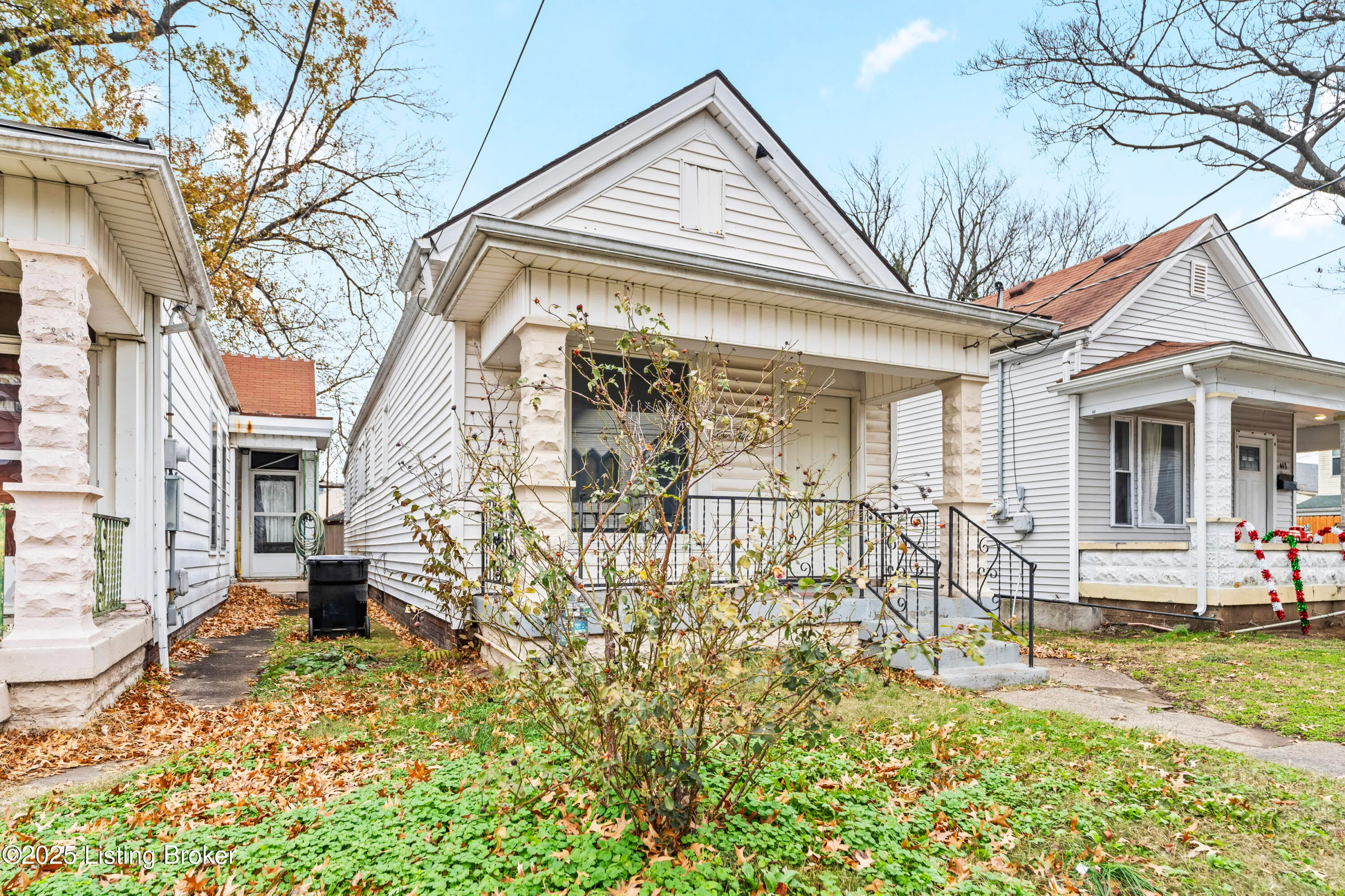 Louisville, Kentucky 40208, United States, 3 Bedrooms Bedrooms, ,2 BathroomsBathrooms,Residential,Active,16063