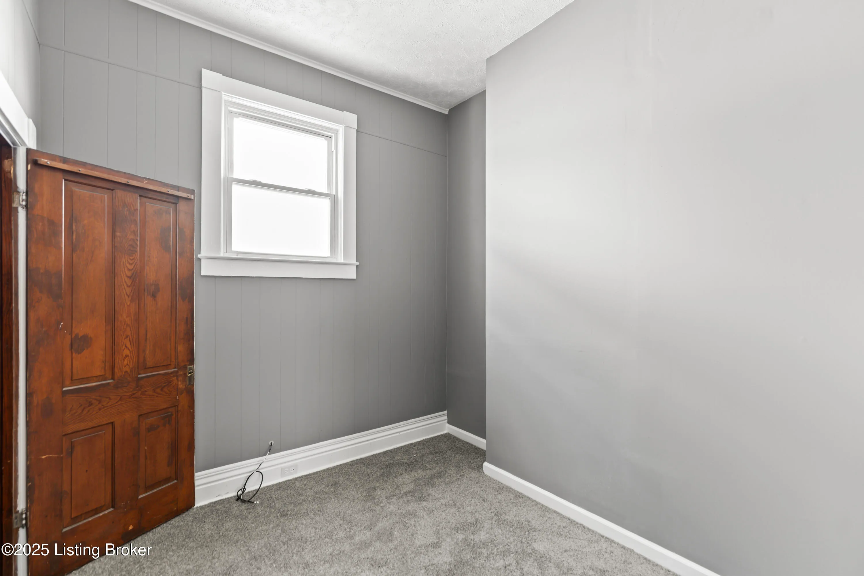 Louisville, Kentucky 40208, United States, 3 Bedrooms Bedrooms, ,2 BathroomsBathrooms,Residential,Active,16063