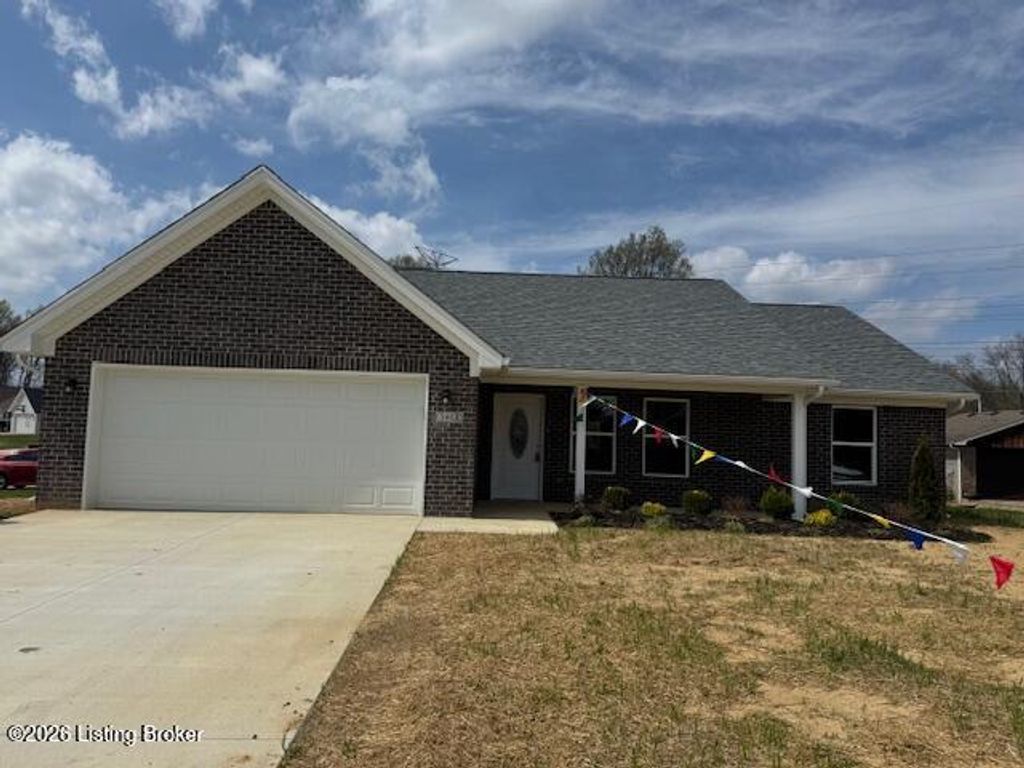 Photo of 5408 Mt Holyoke Dr, Louisville, KY 40216 (MLS # 1713325)