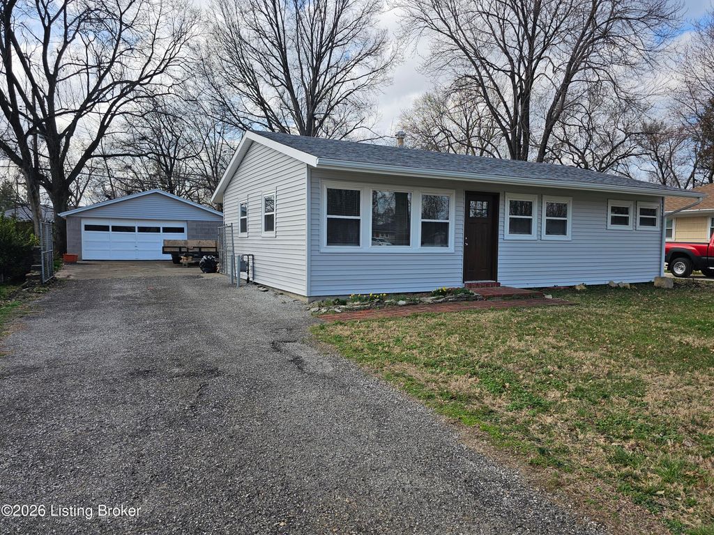 Photo of 3641 Stanton Blvd, Louisville, KY 40220 (MLS # 1714170)