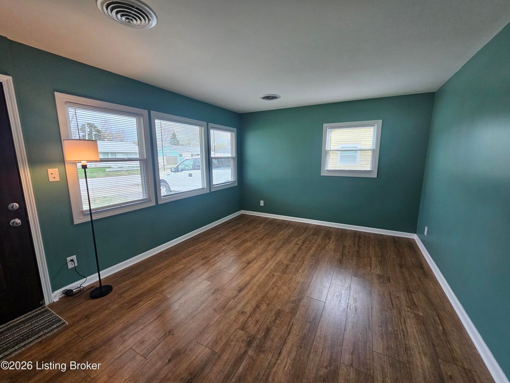 Photo of 3641 Stanton Blvd, Louisville, KY 40220 (MLS # 1714170)