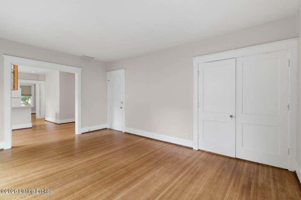 Photo of 2008 Murray Ave #4, Louisville, KY 40205 (MLS # 1726581)