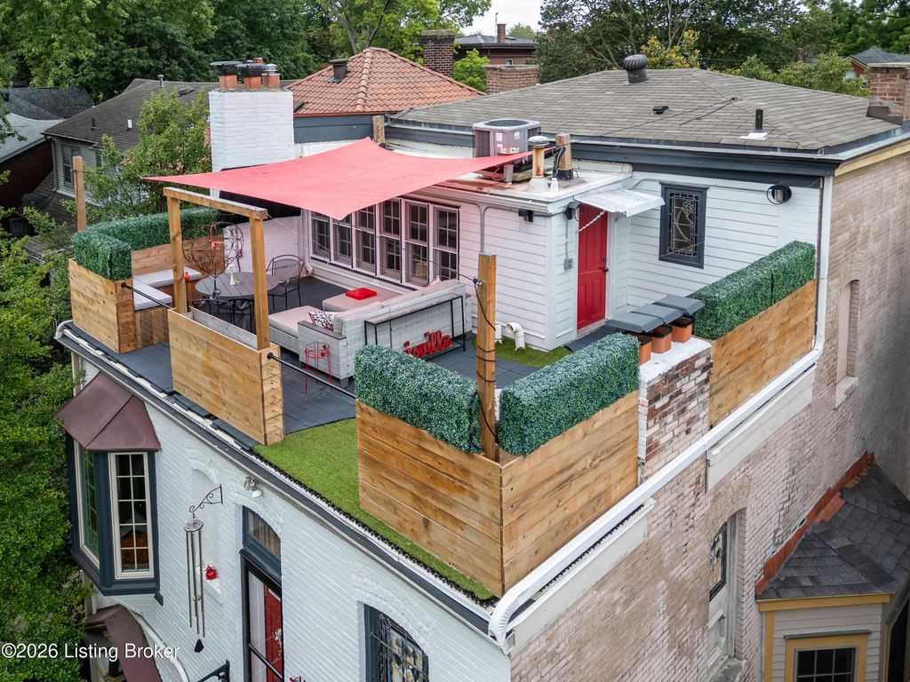 Photo of 1343 S 1st St # 2, Louisville, KY 40208 (MLS # 1714700)