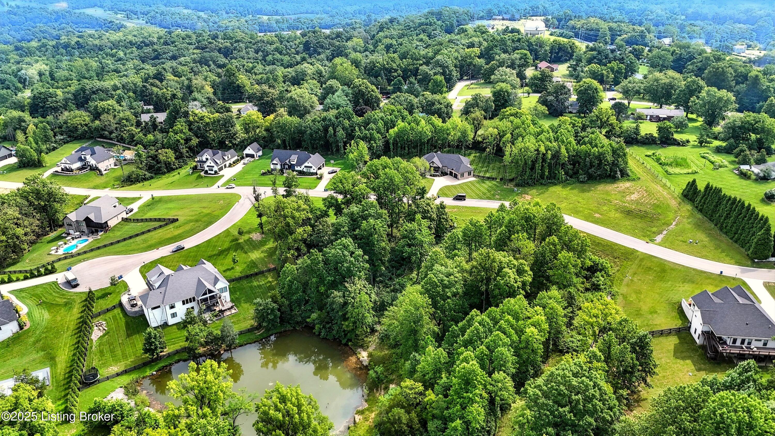 5504 Farmhouse Dr