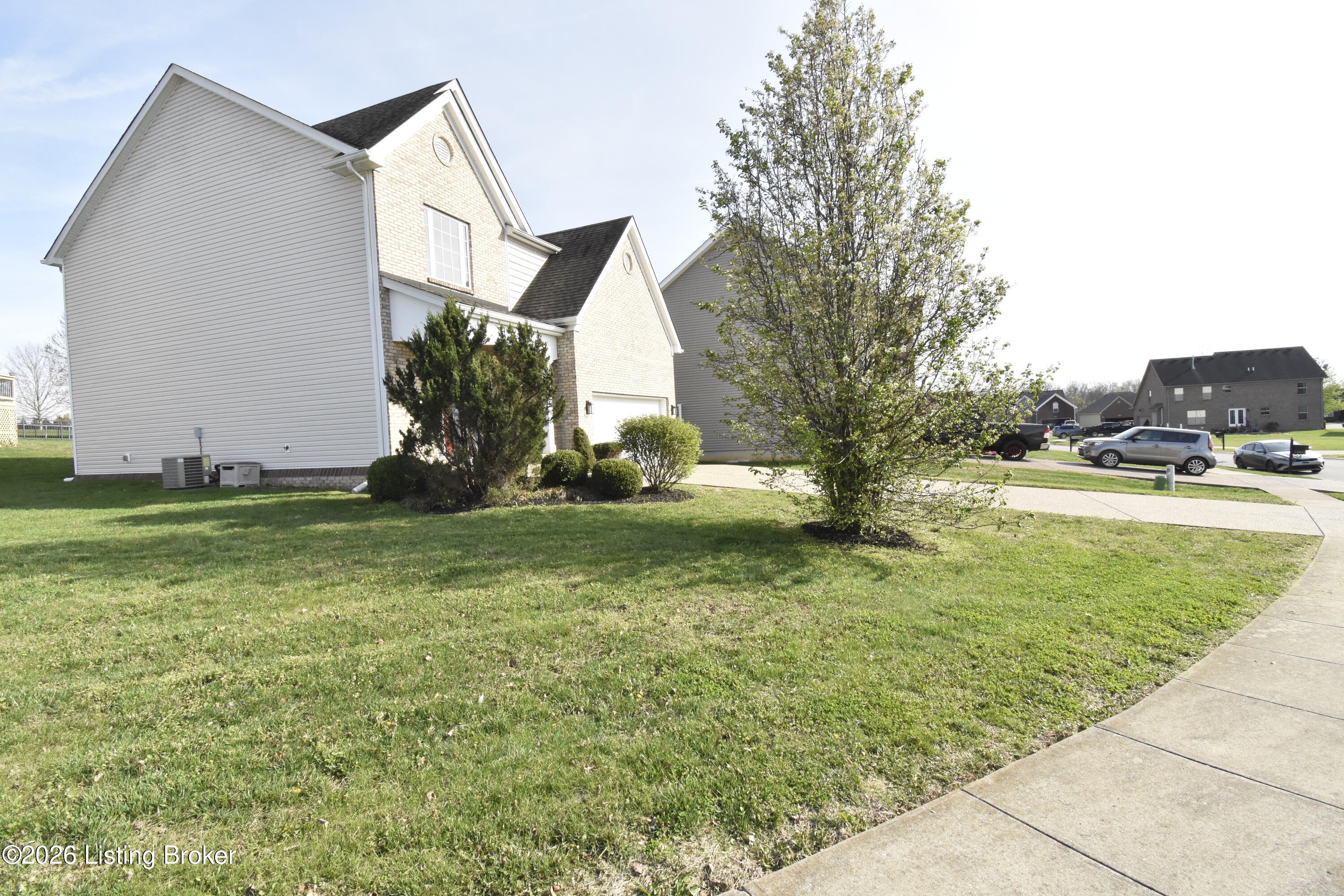 17811 Birch Bend Cir