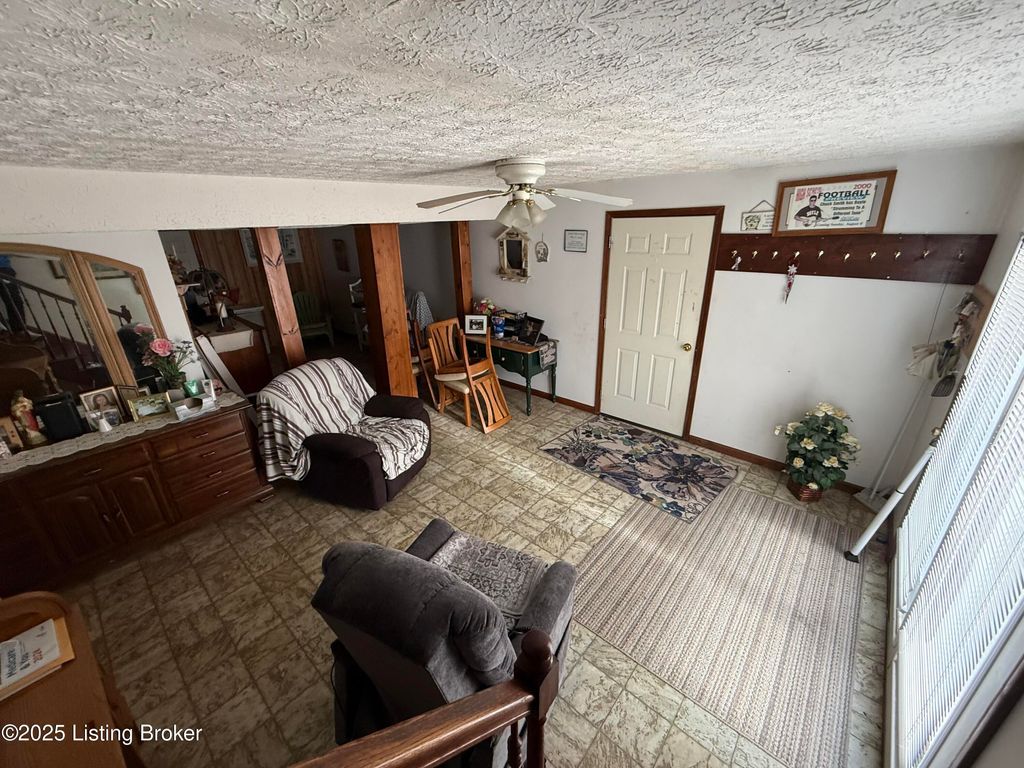 Photo of 6935 Bloomfield Rd, Bardstown, KY 40004 (MLS # 1705813)