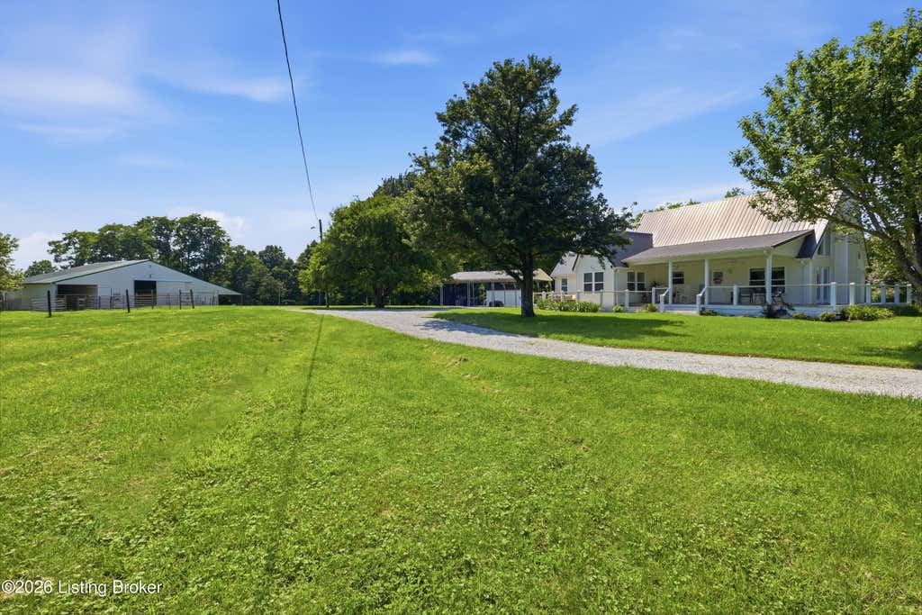 Photo of 217 Stanley Dr, Shepherdsville, KY 40165 (MLS # 1724958)