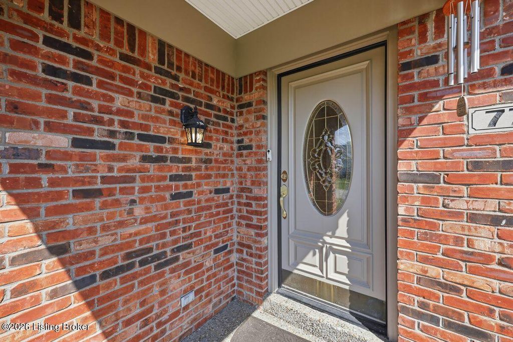 Photo of 7719 Hermits Run Rd, Louisville, KY 40291 (MLS # 1709218)