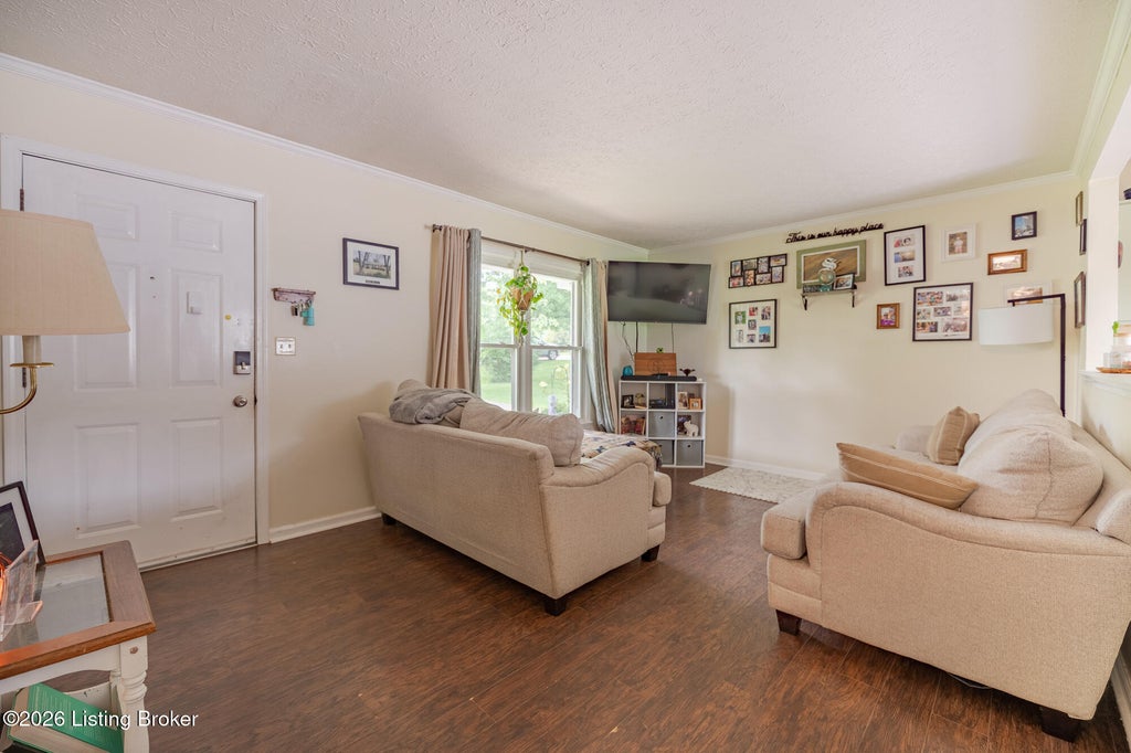 Photo of 3909 Georgie Way, Crestwood, KY 40014 (MLS # 1722910)
