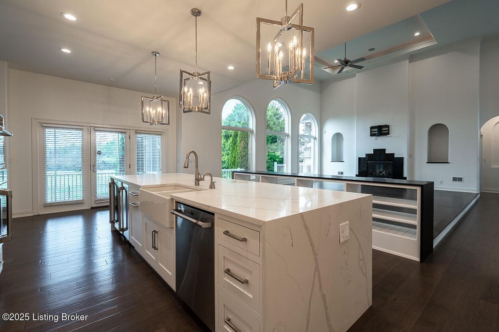 Photo of 15407 Crystal Springs Way, Louisville, KY 40245 (MLS # 1703989)