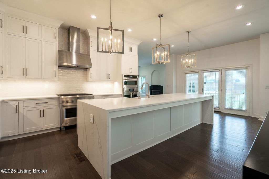 Photo of 15407 Crystal Springs Way, Louisville, KY 40245 (MLS # 1703989)