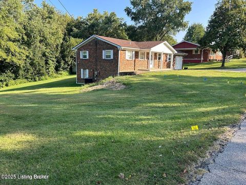 Photo of 1237 Park Ln, Brandenburg, KY 40108 (MLS # 1701232)