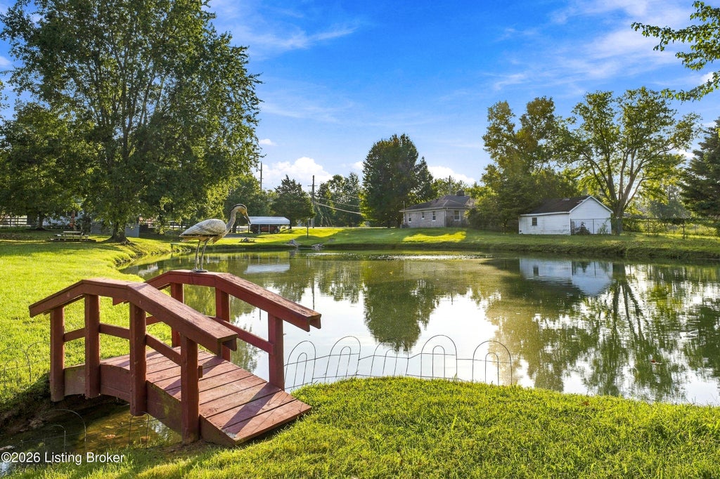 Photo of 5514 Billtown Rd, Louisville, KY 40299 (MLS # 1729446)