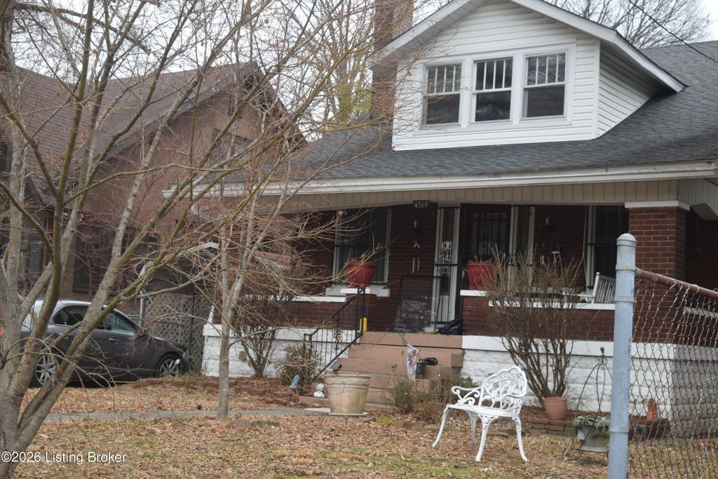 Photo of 4519 S 6th St, Louisville, KY 40214 (MLS # 1707328)