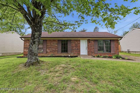 Photo of 9710 Turnpike View Dr, Louisville, KY 40229 (MLS # 1714558)
