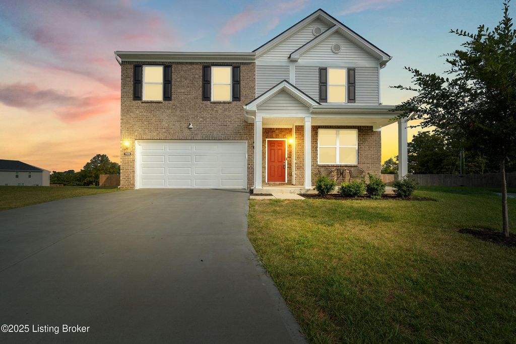 Photo of 7020 Black Cherry Ct, La Grange, KY 40031 (MLS # 1697794)