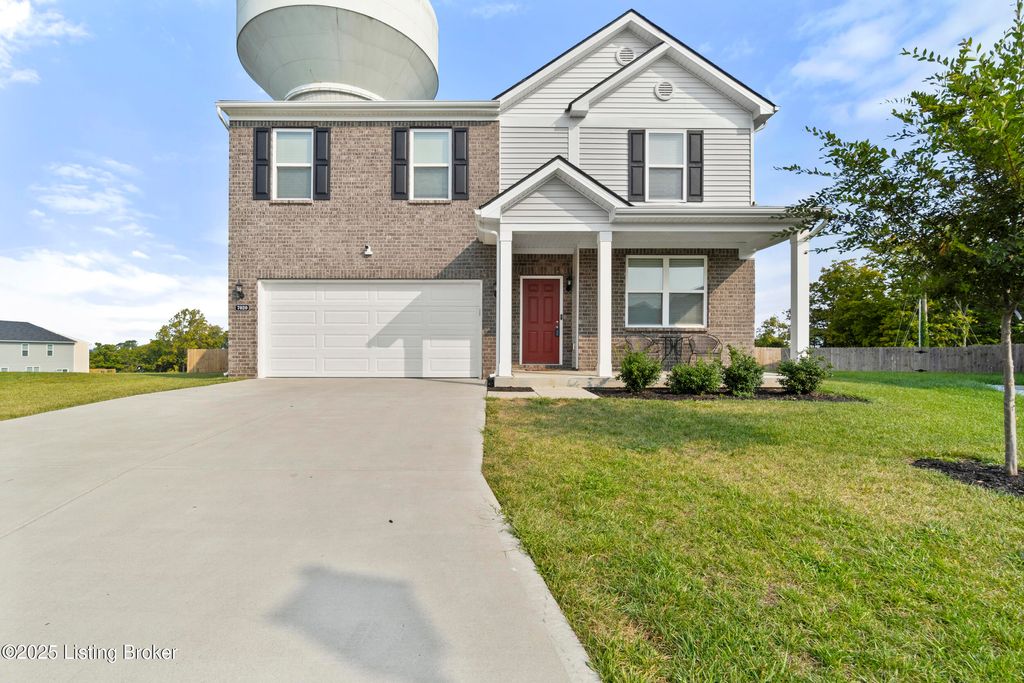 Photo of 7020 Black Cherry Ct, La Grange, KY 40031 (MLS # 1697794)