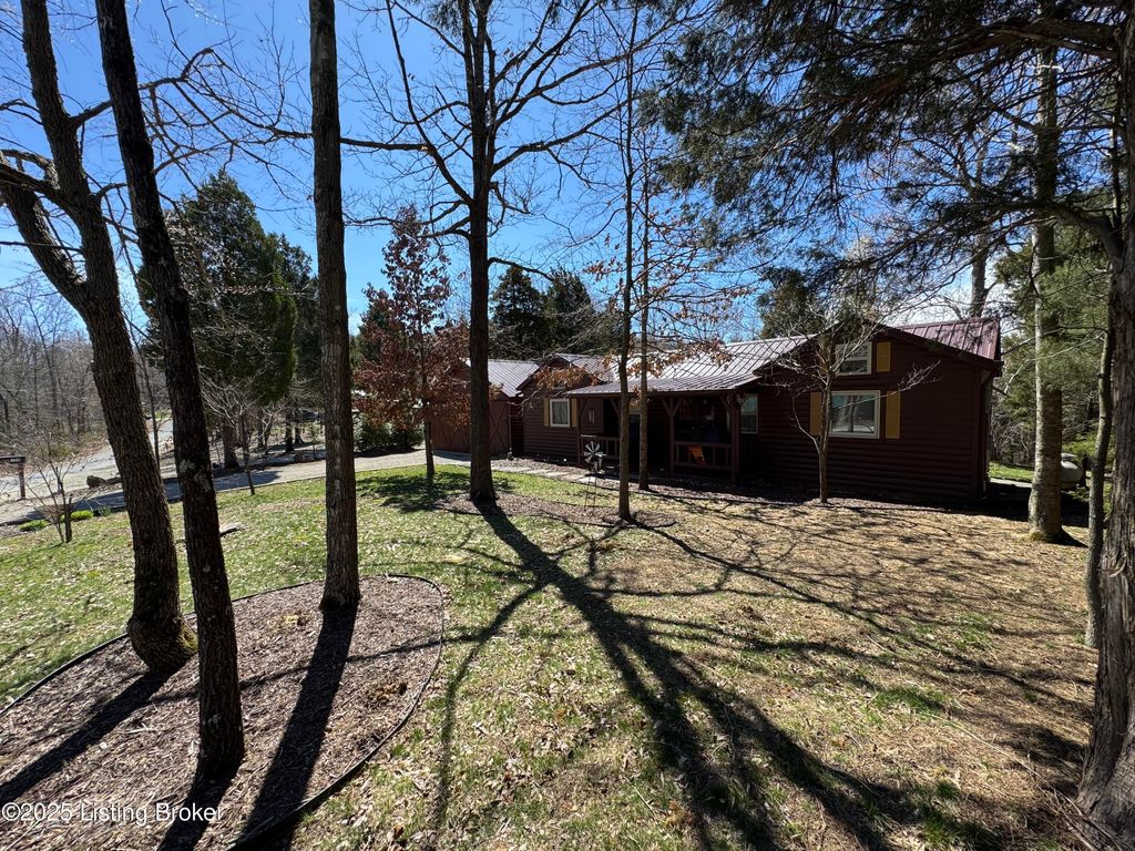 Photo of 100 Little Cabin Ln, Falls Of Rough, KY 40119 (MLS # 1712757)