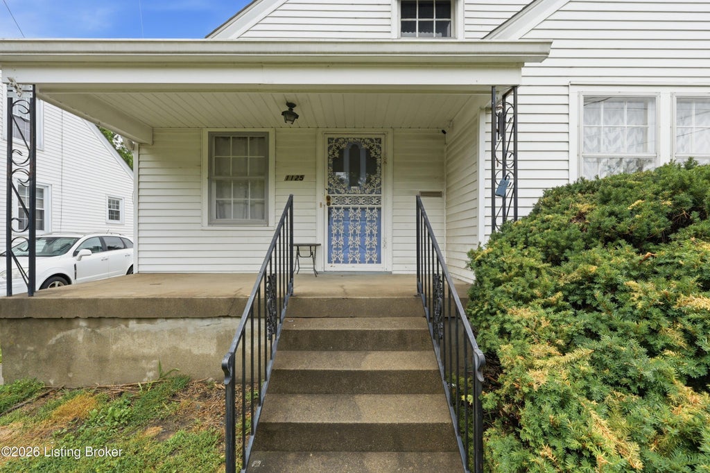 Photo of 1125 Berry Blvd, Louisville, KY 40215 (MLS # 1720125)