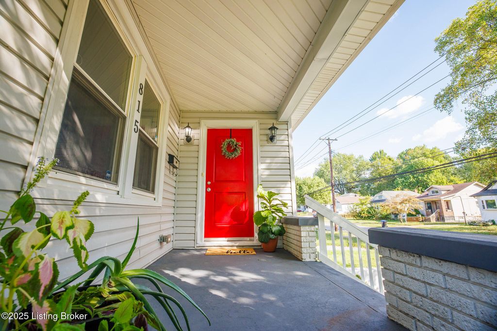 Photo of 815 Bluegrass Ave, Louisville, KY 40215 (MLS # 1700175)