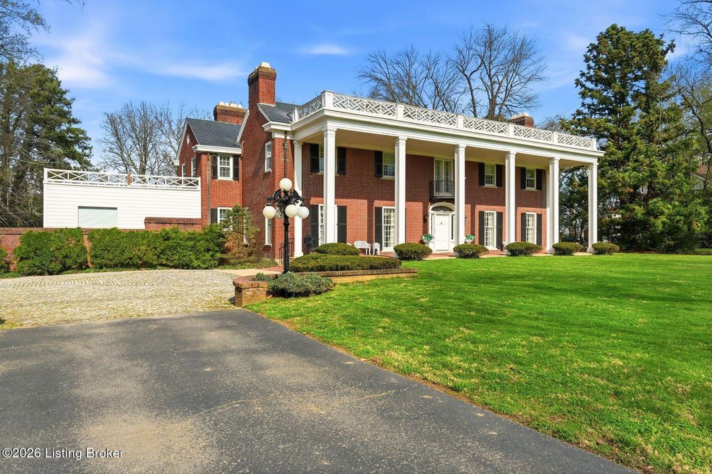 Photo of 1029 Alta Vista Rd, Louisville, KY 40205 (MLS # 1713016)