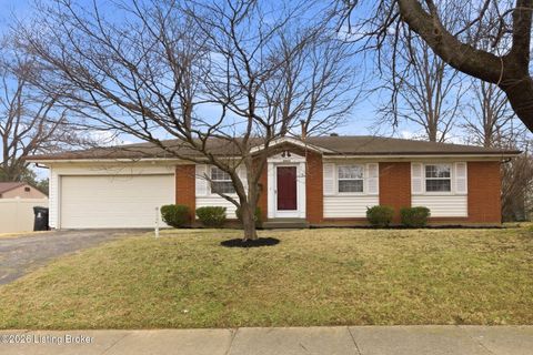 Homes For Rent - 2403 Silverbrook Ave<br/> Louisville, KY 40220