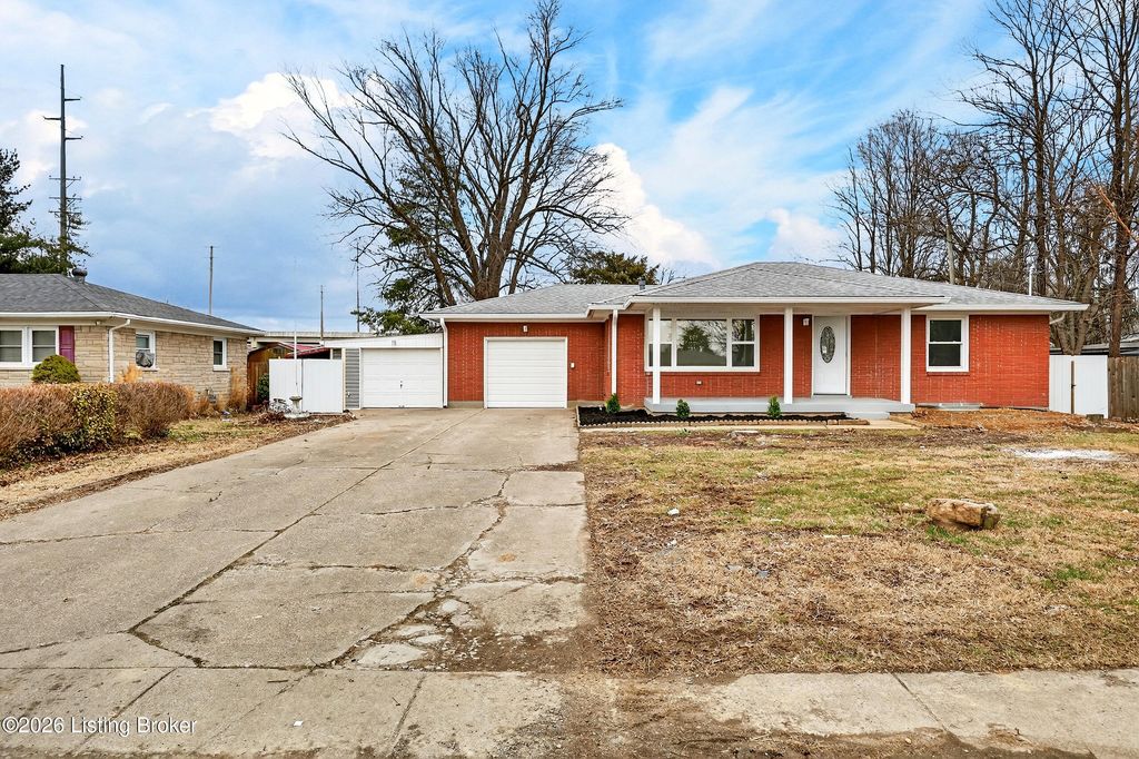 Photo of 11610 Deering Rd, Louisville, KY 40272 (MLS # 1709330)