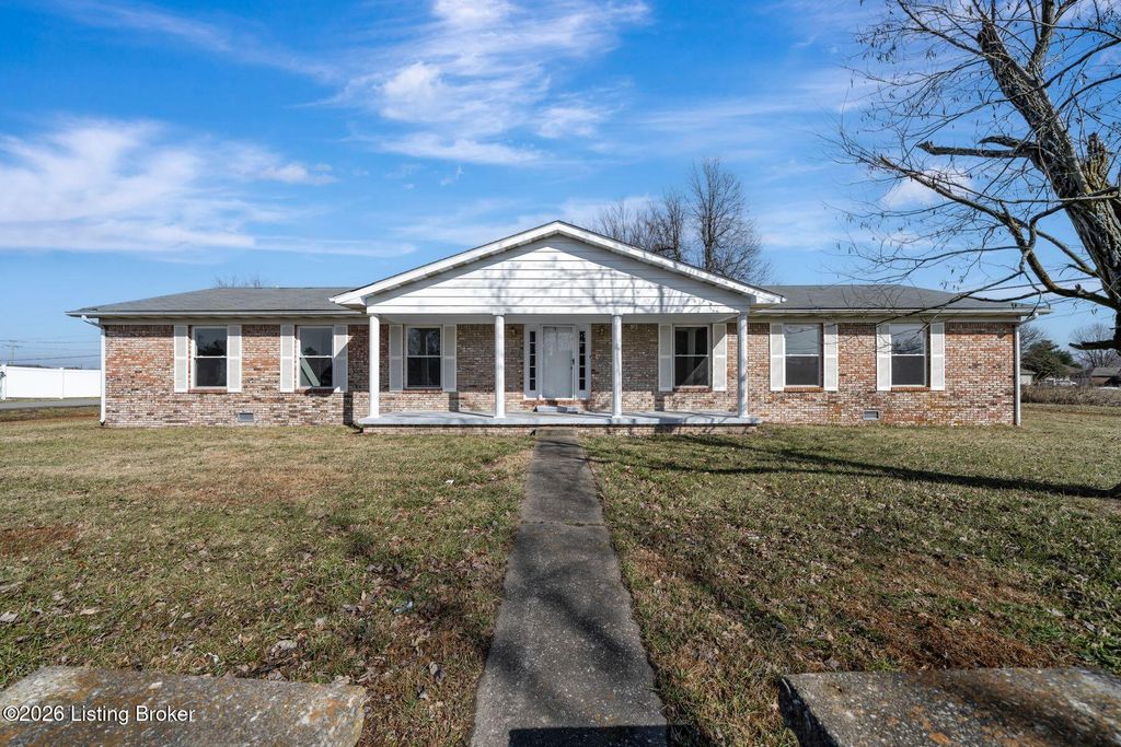 Photo of 201 Chambliss Dr, Hardinsburg, KY 40143 (MLS # 1709528)