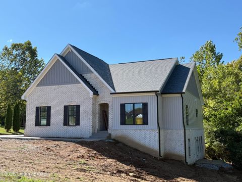 Photo of 2608 Sycamore Run Ct, La Grange, KY 40031 (MLS # 1700425)