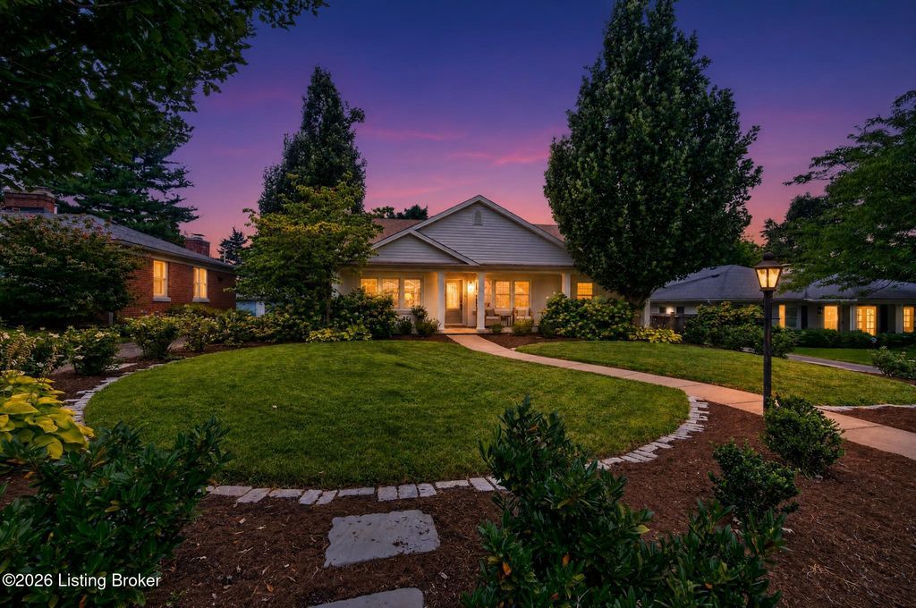Photo of 306 Garden Rd, Lexington, KY 40502 (MLS # 1722685)