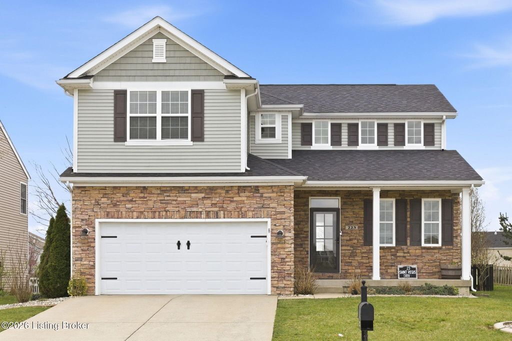 Photo of 223 Saint Regis Dr, Shelbyville, KY 40065 (MLS # 1712261)