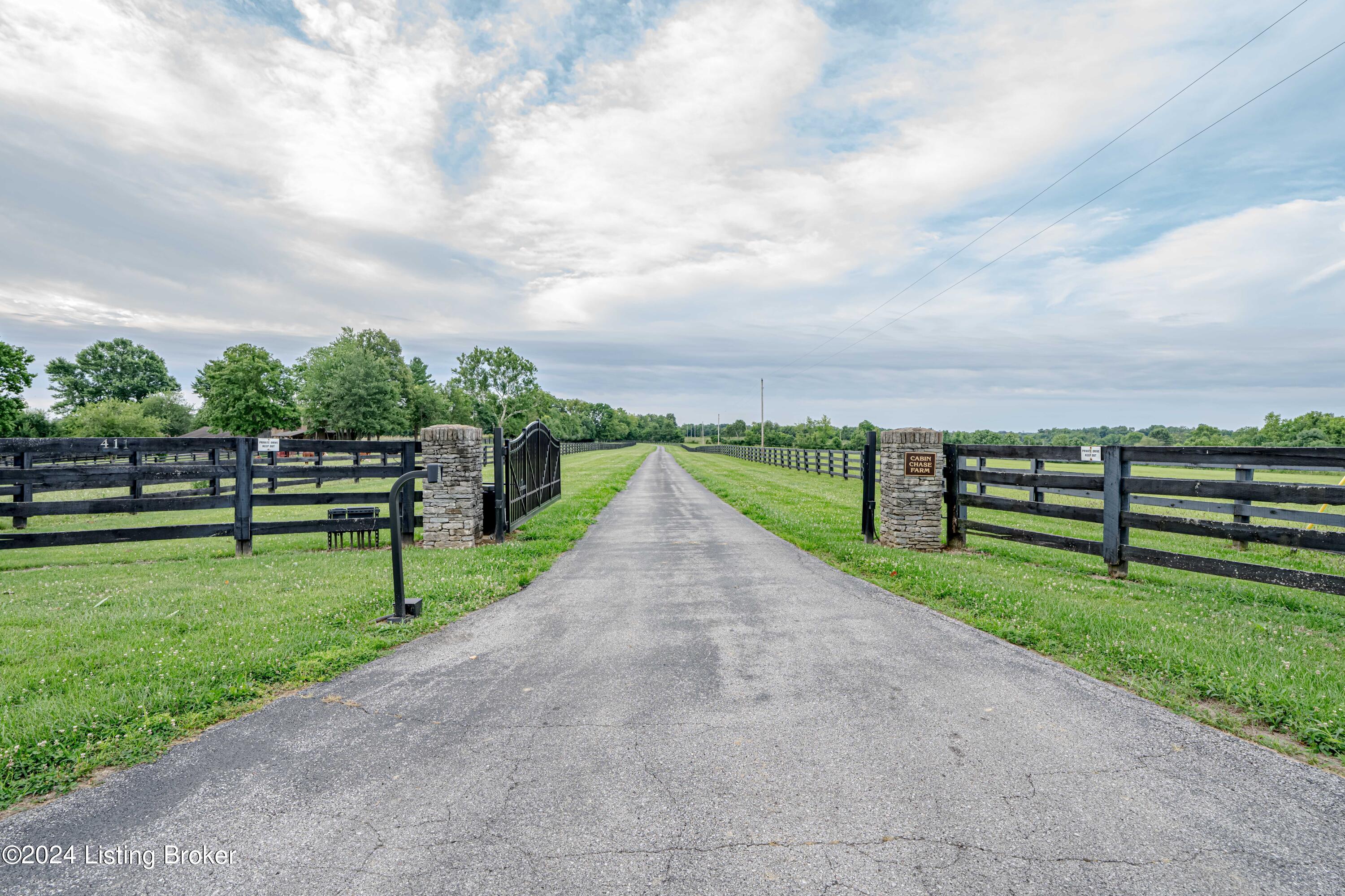 411 Paddock Ln, Simpsonville, Kentucky image 27