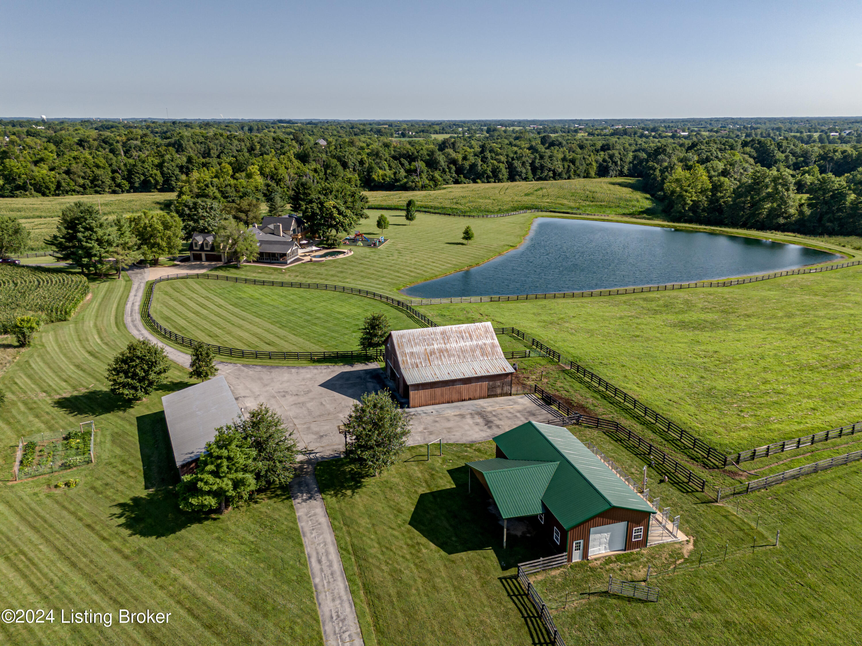 411 Paddock Ln, Simpsonville, Kentucky image 17
