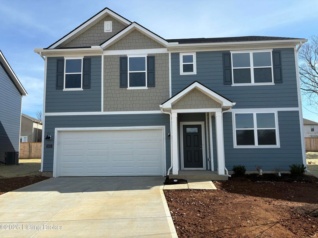 Photo of 2015 Lyndon Green Cir, Lyndon, KY 40242 (MLS # 1712362)