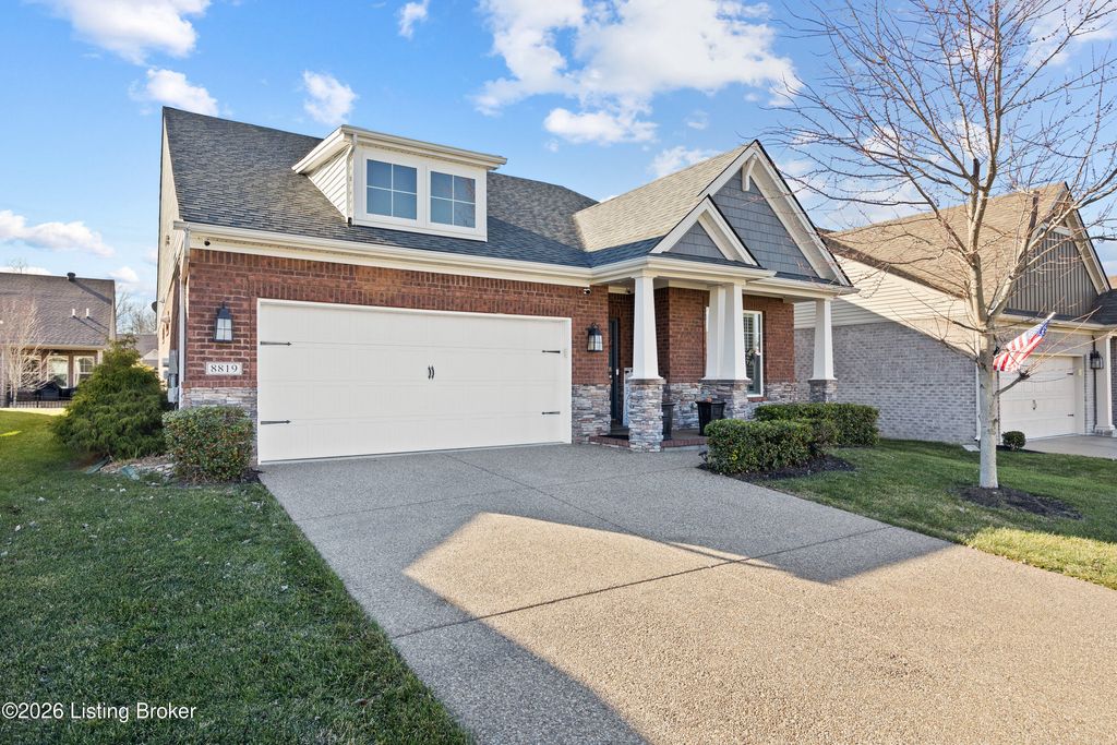 Photo of 8819 Sanctuary Ln, Louisville, KY 40291 (MLS # 1707389)