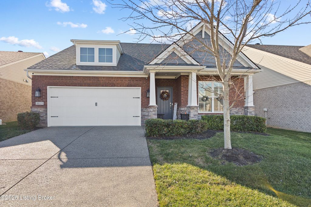 Photo of 8819 Sanctuary Ln, Louisville, KY 40291 (MLS # 1707389)