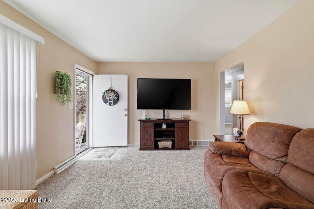 Photo of 8814 Terry Rd, Louisville, KY 40258 (MLS # 1709822)