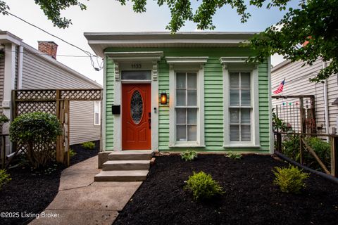 Photo of 1133 Rogers St, Louisville, KY 40204 (MLS # 1702492)