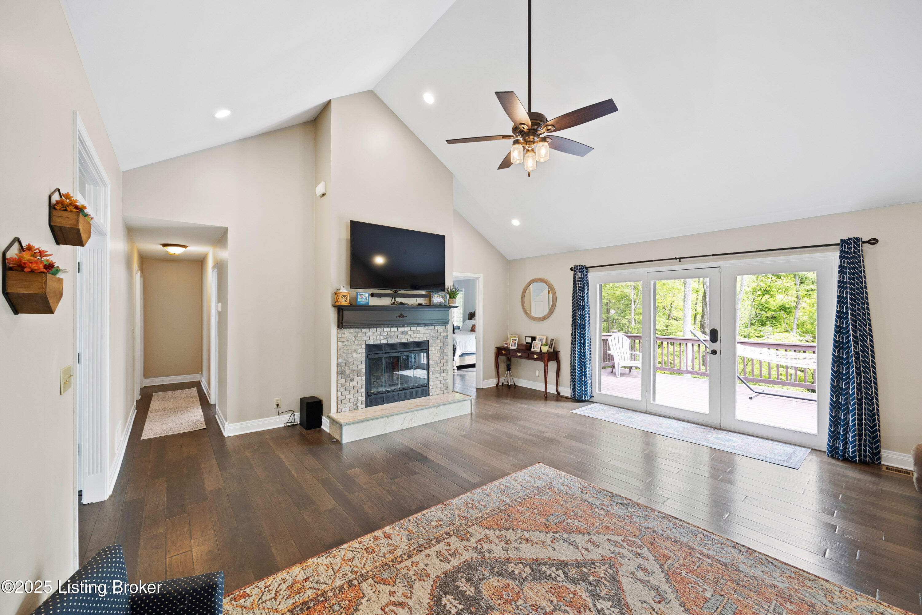 4424 Grand Cir, Crestwood, Pennsylvania image 7